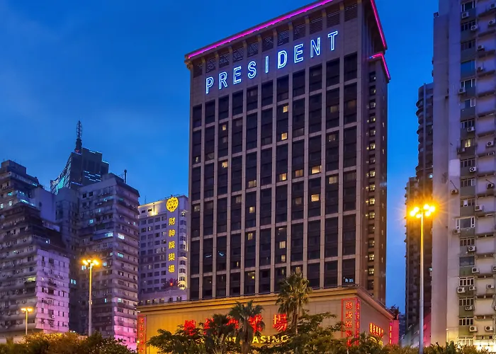 Presidente Hotel 4*