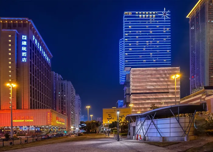 Presidente Hotel 4*